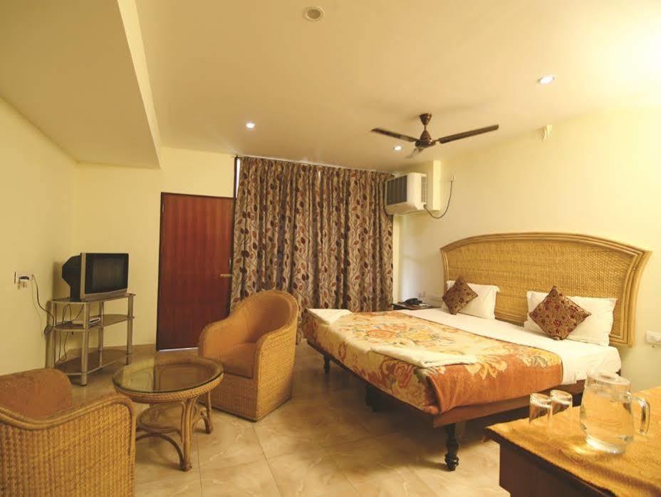 Sagara Beach Resort Kovalam Exterior photo
