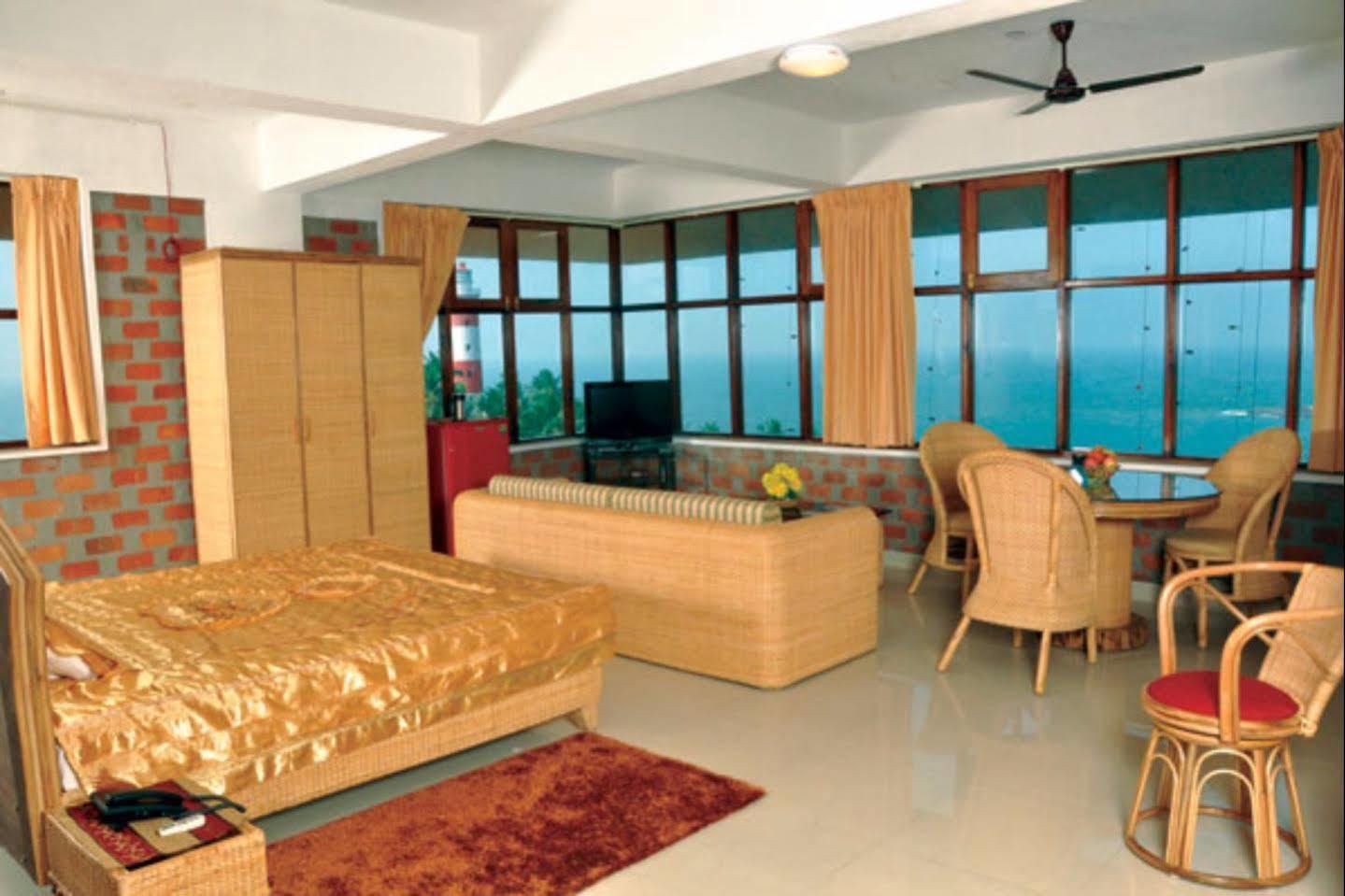 Sagara Beach Resort Kovalam Exterior photo