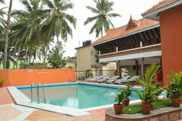 Sagara Beach Resort Kovalam Exterior photo